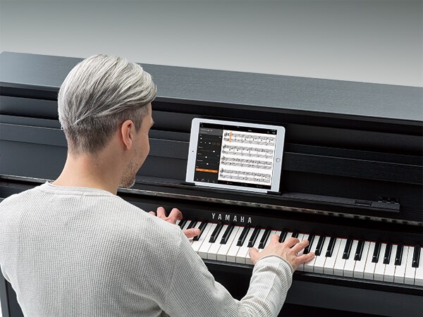 Yamaha CLP-725 Hvid Digital Piano