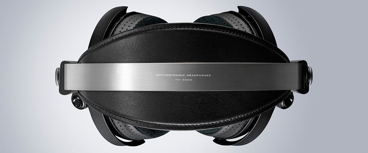 Close-up of the top of the headband for the YH4000 headphones