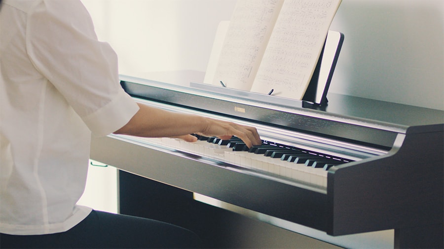 Yamaha YDP-165 Sort Digital Piano
