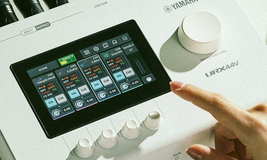 Yamaha URX44V: Intuitive Control at Your Fingertips