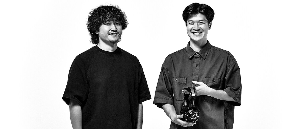 YH-4000 headphones developers photograph