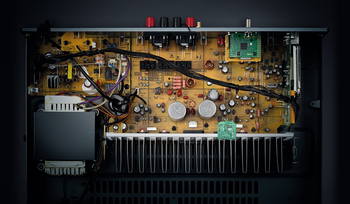 R-N303D - Overview - HiFi Components - Products - Home Audio